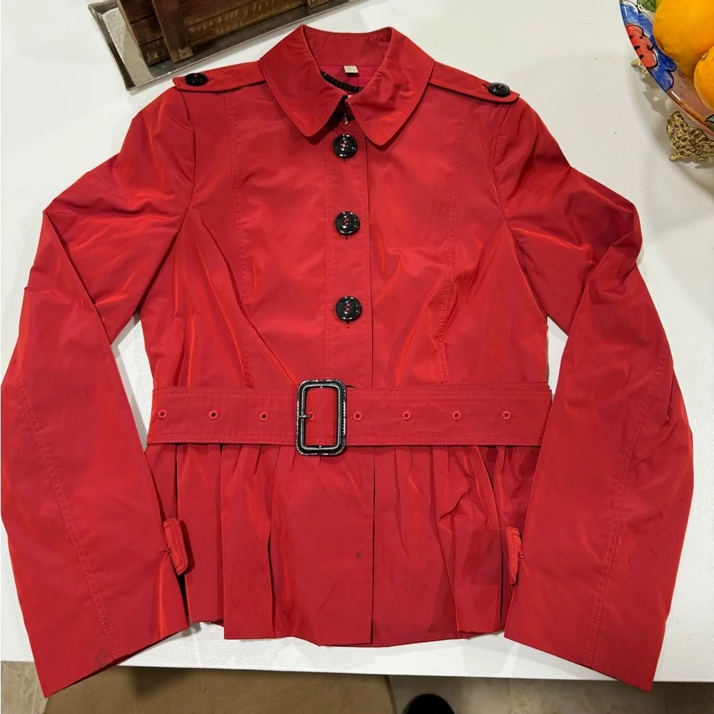 Burberry Red Pleated Belted Trench Coat - Picture 2 of 4